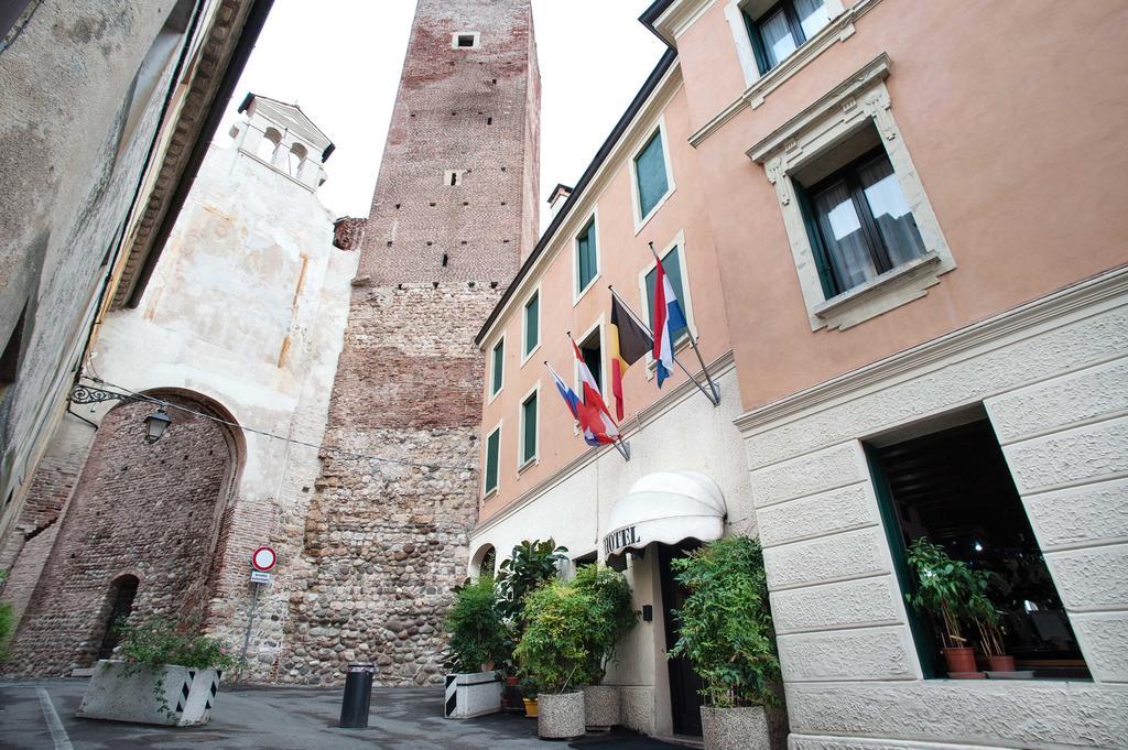Hotel Al Castello Bassano del Grappa Exterior photo